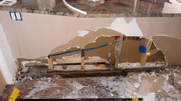 Water damage restoration insurance claims in Menomonie, WI